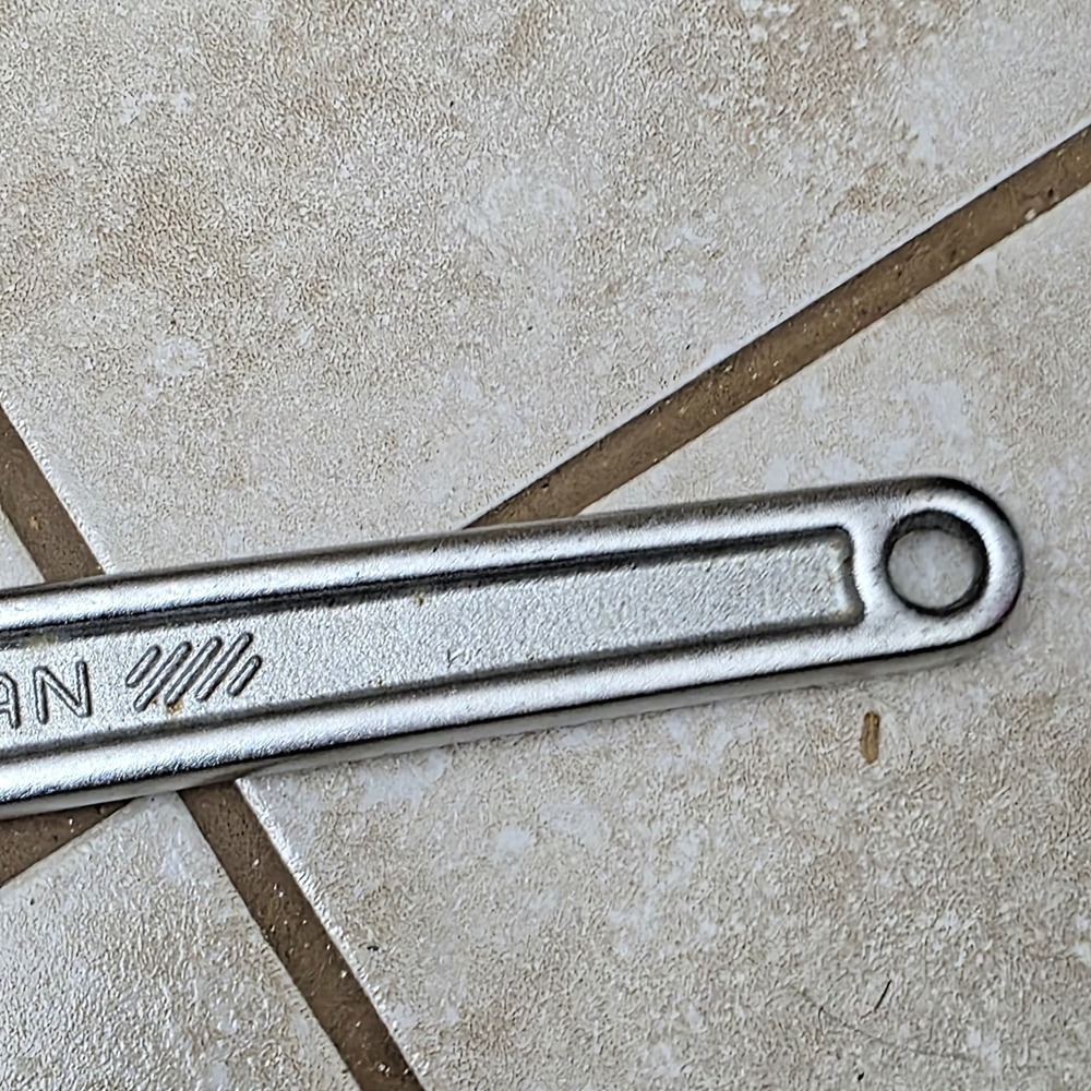 Craftsman 18in Adjustable Wrench 450MM Forged In The USA - Picture 5 of 9